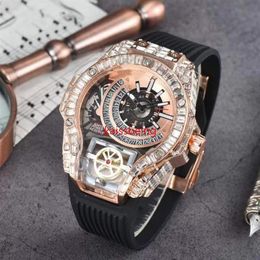 2022 Men Fashion Sport Watch Shinning Watches Stainless Steel Diamond Iced Watch All Dial Work Chronograph Rubber Strap R-male Clo272t