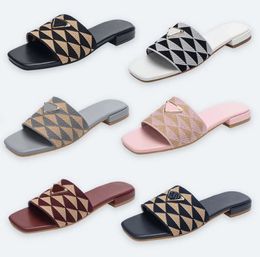 Designer Slides Women Embroidered fabric slides Metallic Slide Sandals Luxury Letter P Sandal Triangle Chunky Heels Summer Beach Low Heel Shoe 8815ESS