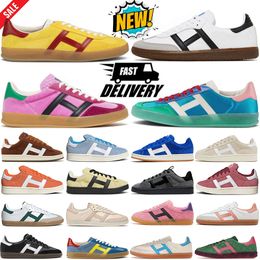 2024 Campus Casual Shoes Men Women Gazelle Pink Glow White Gold Aluminium Black Mens Trainers Black White Gum Silver Pebble Gazelles Mens Trainers