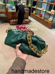 Venetaabottegaa Designer Handbags Bag Buy Jodie Chain Pour Thick Cloud One Shoulder Underarm Dumpling Female