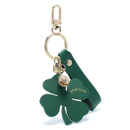 Creative four leaf clover key chain men women exquisite lovely bag pendant beautiful party gift black car key chain
