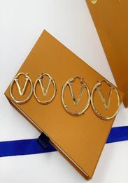 Classic Letter Circle Pendant Studs Hip Hop 3 Sizes Women Charm Earrings Birthday Gift for Wife Trendy Earring8475059