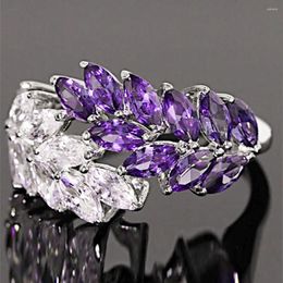 Wedding Rings 2023 Romantic Half White Purple Zircon Leaf Shape Encircle Women Evening Party Finger Ring Fashion Jewellery