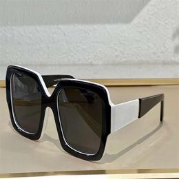 Black White w Dark Grey Sunglasses 21x Square Frame Women Fashion Sunglasses occhiali da sole with box212J