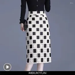 Skirts MOUKYUN Autumn Winter Elegant Fashion Harajuku Package Hip Casual All Match Female High Waist Print Plaid Flower Skirt