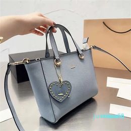 Large Capacity Tote Bag Totes Leather Handbags Women Duffle Bags Fashion With Heart Work Black Purse Luxury Shopping Wallet