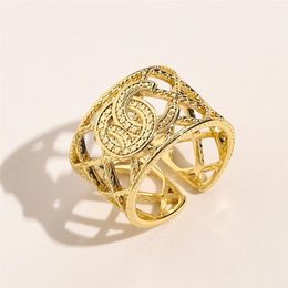 Europe and America Fashion Style Lady Rings Women Love Charms Wedding Jewelry Supplies 18K Gold Plated Copper Finger Adjustable Ri304q