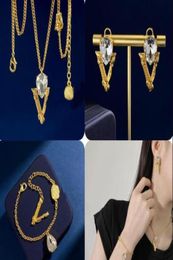 Fashion Designer Necklace Bracelet Earring Water Droplets Pendant Jewellery Sets V Letter Banshee Head 18K Gold Plated Birthday Festive Party Gifts HMS8 -- 034463485