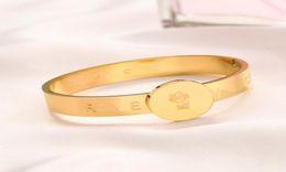 Luxuy Bangle 18k Plated Gold Charm Bracelet Doll European And American Fashion Brand Young Style Classic Style Christmas Couple Gi5991173