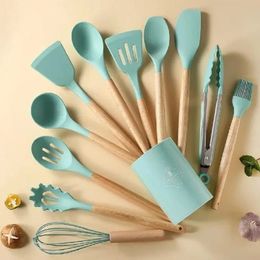 Cookware Sets 12Pcs Silicone Cooking Utensils Set Wooden Handle Kitchen Tool Nonstick Spatula Shovel Egg Kitchenware Beaters 231213