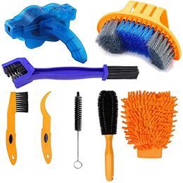Bike Groupsets Chain Cleaner Portable Cycling Cleaning Kit Bicycle Scrubber Brushes Set Wash Repair Tool for Mountain Road Motorcycle 231212