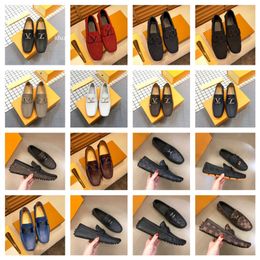 40Modell Designer Herren Echtes Leder Jungen Teenager Luxusmarke 38-46 Casual Markenschuhe für Männer Frauen Fahren Männliche Mokassin Wohnungen Müßiggänger