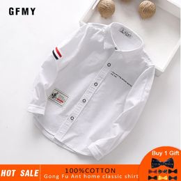 어린이 셔츠 Gfmy Spring Summer 100%면적 풀 소매 소년 흰색 셔츠 3T-14T 어린이 캐주얼 학교 옷 9002 231212