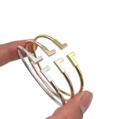 Fashion gold silver Bracelets Cuff charm bangle for mens women party wedding lovers gift jewelry engagement4769407