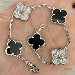 classic womens designer bracelet Clover bracelet Titanium Steel Hand Jewelry Luxury Valentines Day bangle fashion diamand decoration jewelry 110