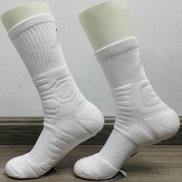 New Mens new Football basketball Sport stocking Luxury elite Sport fly man sporting socks athletic socks