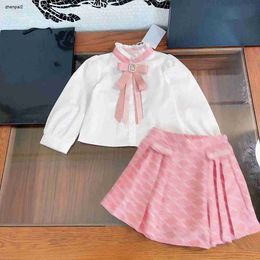 Luxury girls dress suits designer baby Tracksuit Size 110-160 Jewel bow decoration kids shirt and Logo printed short skirt Dec05