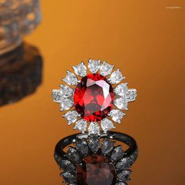 Cluster Rings Factory Wholesale Glittering 925 Silver Women's Ring Inlaid With Zircon And Ruby Classy Posh Style For Party