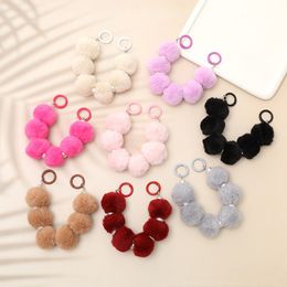 Cell Phone Straps & Charms Winter New Hairball Beaded Bracelet Case HandBag Hanging Accessory Short Wrist Strap Chain Women Gift Wholesale 2023