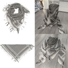 Scarves Cotton Shemagh Tacticals Desert Scarf Wrap Winter Shawl Neck Warmer Cover Head Windproof Tassels Dropship