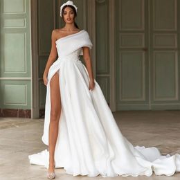 Elegant White Bohemian Slit Wedding A-Line Skirt Lace Applique Single Shoulder Sleeveless Bridal Gown With Large Bow 328 328