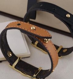 Twostyle Flower Leather Bracelet Gold Buckle High Quality Black Orange Leather Bracelet Couple Jewellery Charm Bracelet Supply1545219