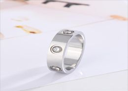 2021 Luxury designer Jewelry Love Ring women men rings stainless steel Custom couple Wedding party friends silver rose gold diamon1122877