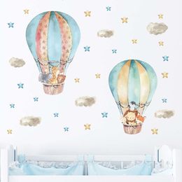 Watercolour Green Hot Air Balloons Cartoon Animals Wall Stickers for Kids Room Baby Nursery Room Wall Decals Bedroom Murals Decor