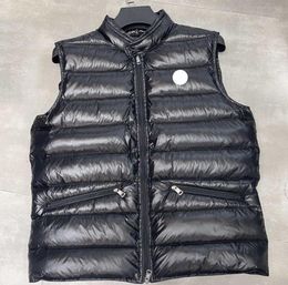 designer mens down jacket vest embroidered badge men039s vests winter jackets warm puffer vest size 123453551781