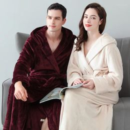 Women's Sleepwear Autumn Winter Robe Lovers' Thicken Bathrobe Female Coral Fleece Lounge Wear Couple Hooded Flannel Lingerie Nightwear