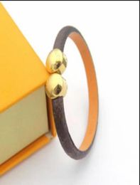 luxury bracelet Round genuine leather bracelets with gold round buckle women bracelet flower print pulseira brand named jewelry4280108