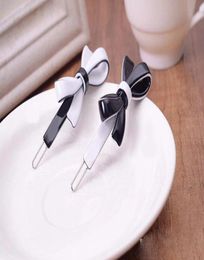 Fashion black and white acrylic Butterfly barrettes C hair cliips one word clip for ladies Favourite hairpins Jewellery headdress vip5611379