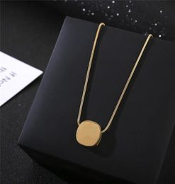 Love Necklace Womens Pendant Necklaces bracelet Flash Diamond Gold Letters Pendants Simple Party Jewelry3776696