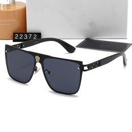 Designer Retro Sunglasses For Women Men Classic Brand women Goggle Sun glasses Luxury Polarised Pilot Metal Frame UV Eyewear 18 Colours Hhigh Quality