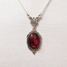 Pendant Necklaces Vintage Red Quartz Crystal Necklace Cameo Butterfly For Women Antique Silver Plated Fashion Jewellery