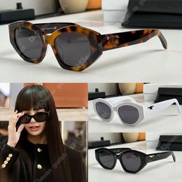 Luxury Triomphe Sunglasses Havana Designer Triomphe 08 Geometric Frame 40238 Women Men Female Vintage Tortoiseshell Colour Suitable for Party Sunglasses 4S238