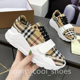 Luxury Triped Vintage Sneaker Platform Trainer Brand Cowhide Casual Shoes Flats Trainers Outdoor Shoe Season Shades Classic Plaid Men Shoes