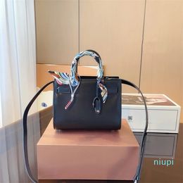 Designer -Bag Classic Organ Embossed Tote Shoulder Bag Leather wrapped padlock crossbody bag mini