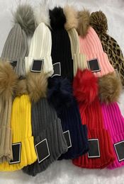 Winter Designer Hats Women Cashmere Knitted Hat Solid Color Warm Cap Ski Beanie Caps Ladies Fashion Beanies5437864