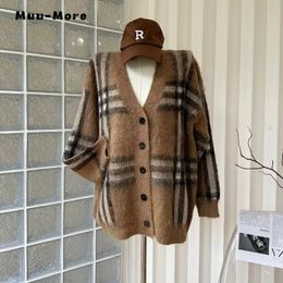 Womens Sweaters Women Vintage Plaid Knitting Long Sleeve Vneck Loose Cardigans Winter Fashion Casual Single Breasted Oversized Sweater 231214