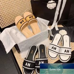 Fashion Embroidered Woven Slippers Spring and Summer New Color-blocked Alphabet Rhombus Home Style Sandals