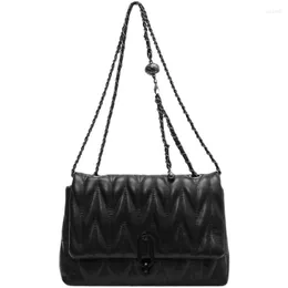Evening Bags Quilted Chain Strap Shoulder For Women 2023 Trend Luxury Designer Pleated Crossbody Bag PU Leather Ladies Handbags