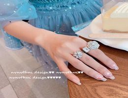 Brilliant Malachite Green Camellia Gemstone Ring Designer 18K Yellow Gold Plated Yellow Waterdrop Crown Ring6362940