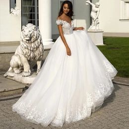 Lace Ball Gown Wedding Dresses Princess Gown Corset Sweetheart Cathedral Train Bridal Gowns Cheap