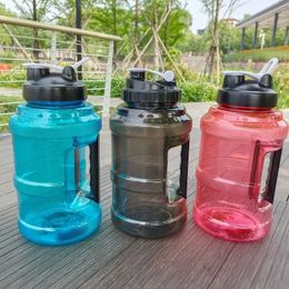 Water Bottles High Quality 2.5L Large Capacity Portable Water Bottle for Outdoor Gym Sports Training Fitness Drinking Cup With Handle 231213