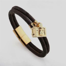 Europe America Fashion Lady Women Round Print Flower Double Deck Design Engraved V Letter Box Charm Leather Bracelet Bangle242j