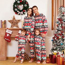 Family Matching Outfits Christmas Onesis Parent-child Sleepwear Jumpsuit Red Elk Print Pattern Long Sleeve Hooded Nightwear Nightclothes Xmas Outfit 231213