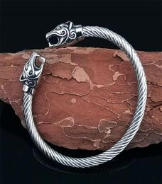 Stainless steel wolf bracelet Viking Jewellery fashion accessories Viking bracelet men039s wristband cuff female6675808