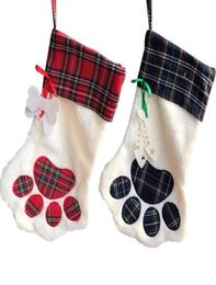 Christmas Stocking Monogrammed Pet Dog Cat Paw Gift Bag Plaid Xmas Stockings Christmas Tree Ornaments Party Decor 2 Styles stock588149078