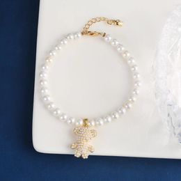 Strand Classic Fashion Sell Shell Pearl Bracelet With 18k Gold Electroplated Accessories Light Luxury Jewellery Girl's Gift